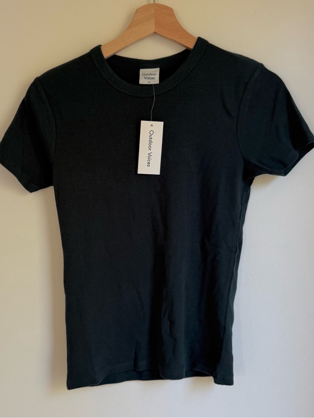 Outdoor Voices everyday rib baby tee Medium NEW - Picture 7 of 9